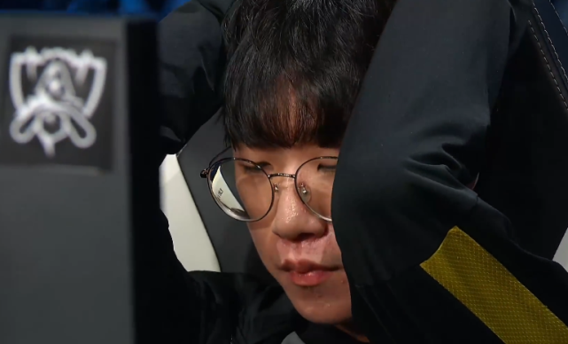 FPX翻盘DRX,Chovy拿下关键大龙顶尖较量四强赛,留下经典瞬间 FPX翻盘DRX,Chovy拿下关键大龙顶尖较量四强赛,留下经典瞬间