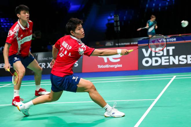 丹麦队轻取法国队,黄鸭组合带队取胜 丹麦队轻取法国队,黄鸭组合带队取胜